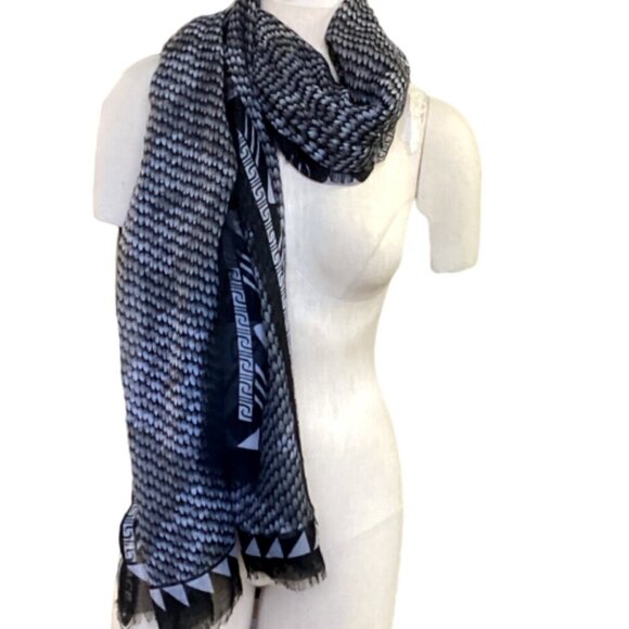 New ACE USA Large Fringed Rectangle Snake Print Scarf Black Gray #117M - Picture 5 of 12